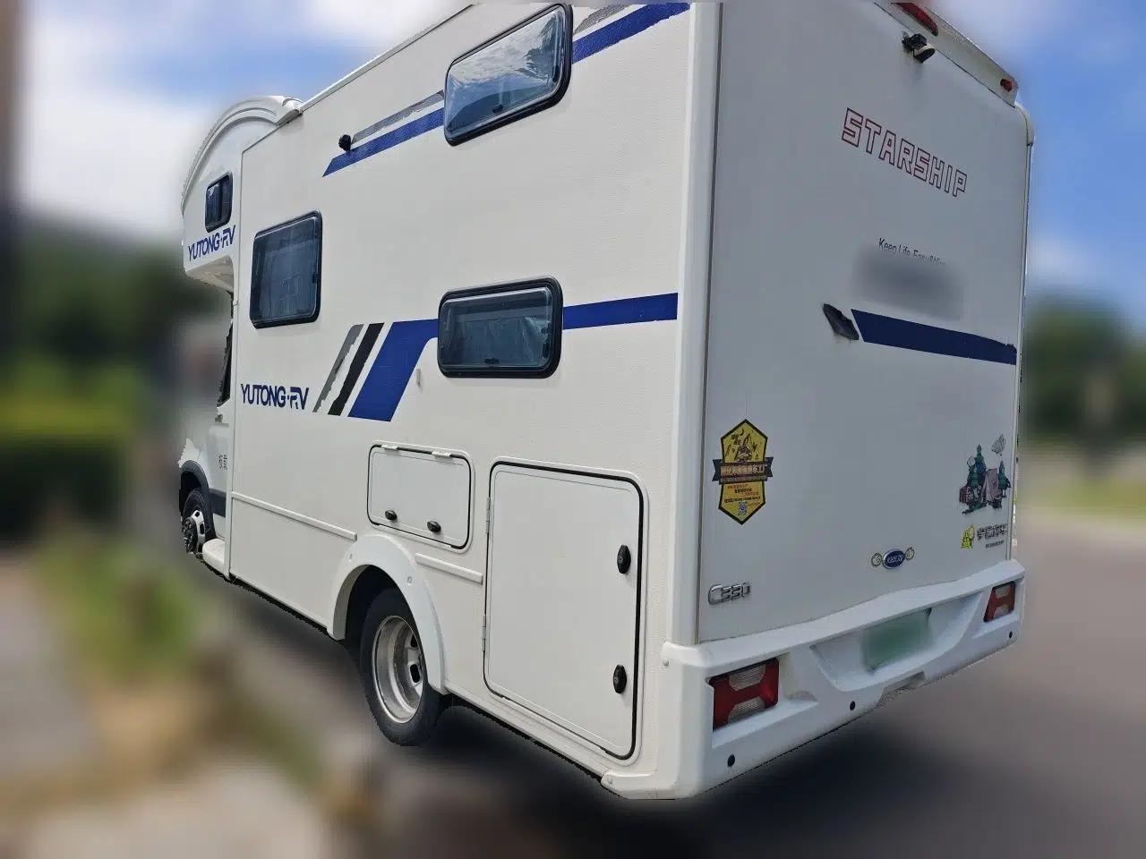 Iveco Eurocargo 2019 Kelenbinwei 3.0L 6‑Seater Converted RV — миниатюра 4