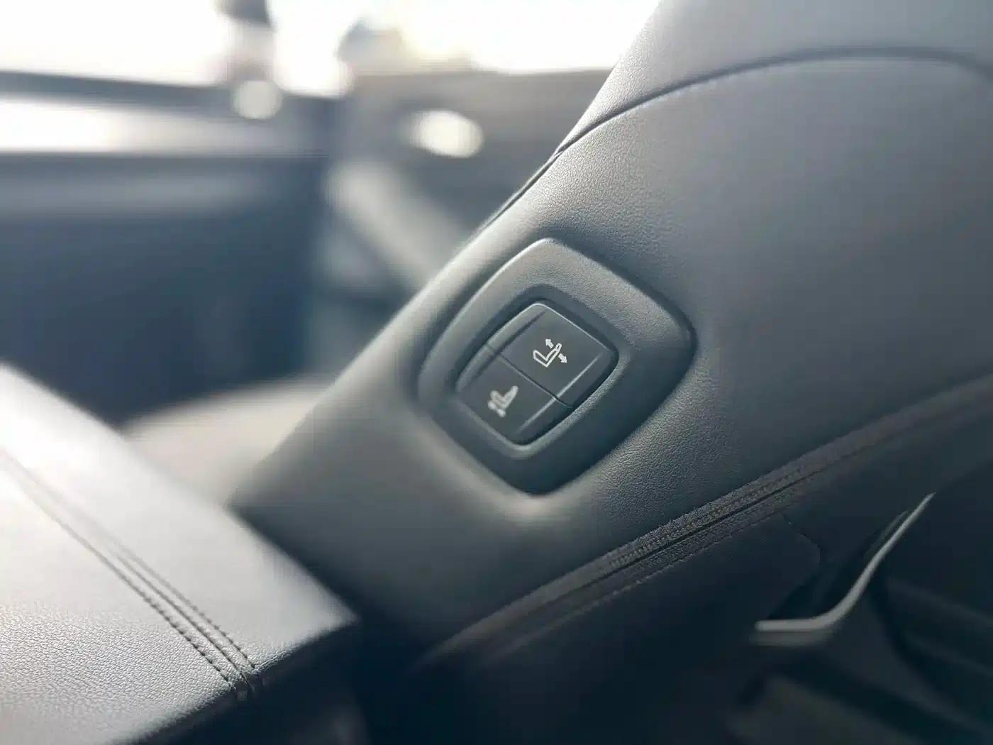 2021 Toyota Avalon 2.5L Luxury Edition — миниатюра 17