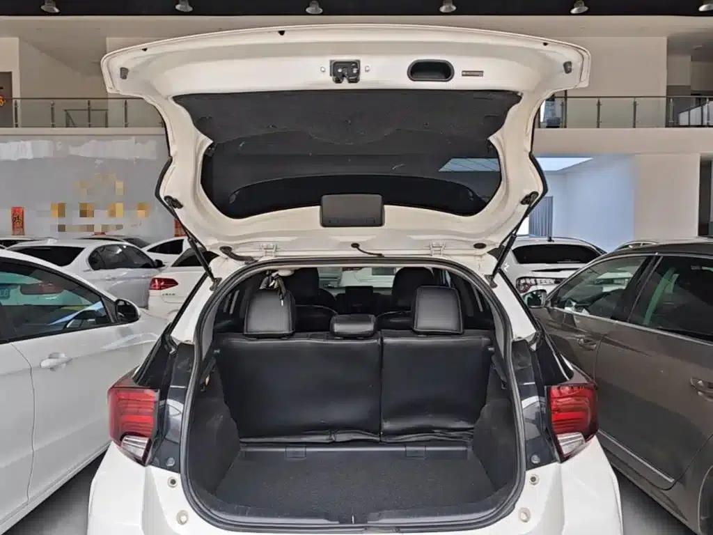 YARiS L 2022 Model YARiS X 1.5L CVT Leading PLUS Edition — миниатюра 19