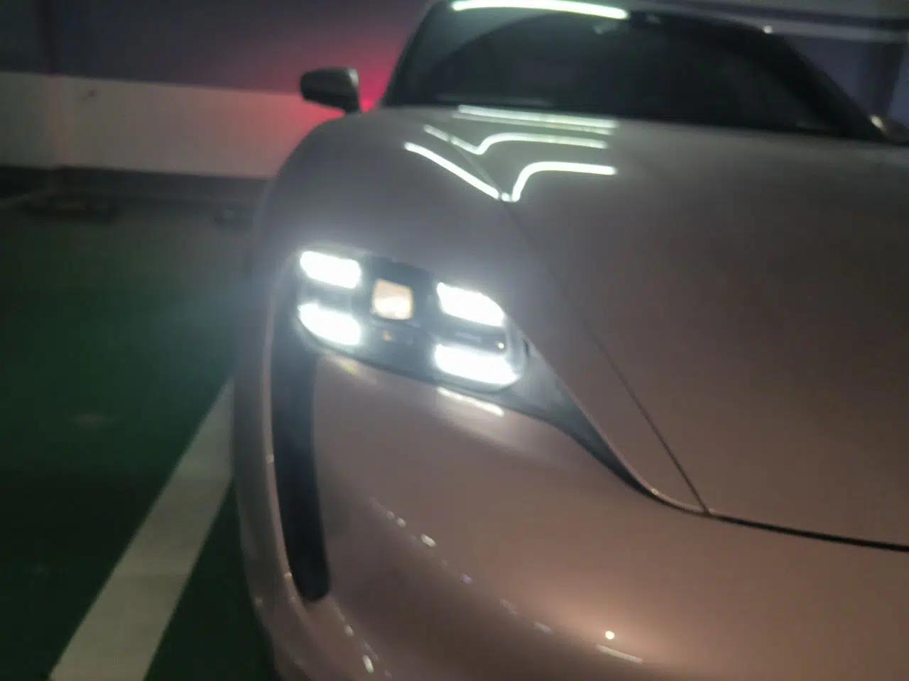 Porsche Taycan 2019 Taycan 4S — миниатюра 7