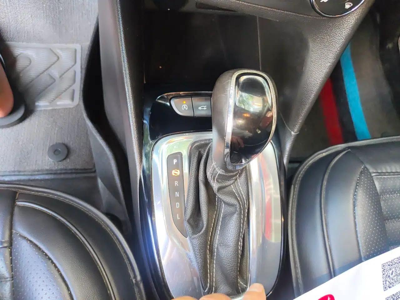 Buick Excelle 2018 15N CVT Elite Edition — миниатюра 14