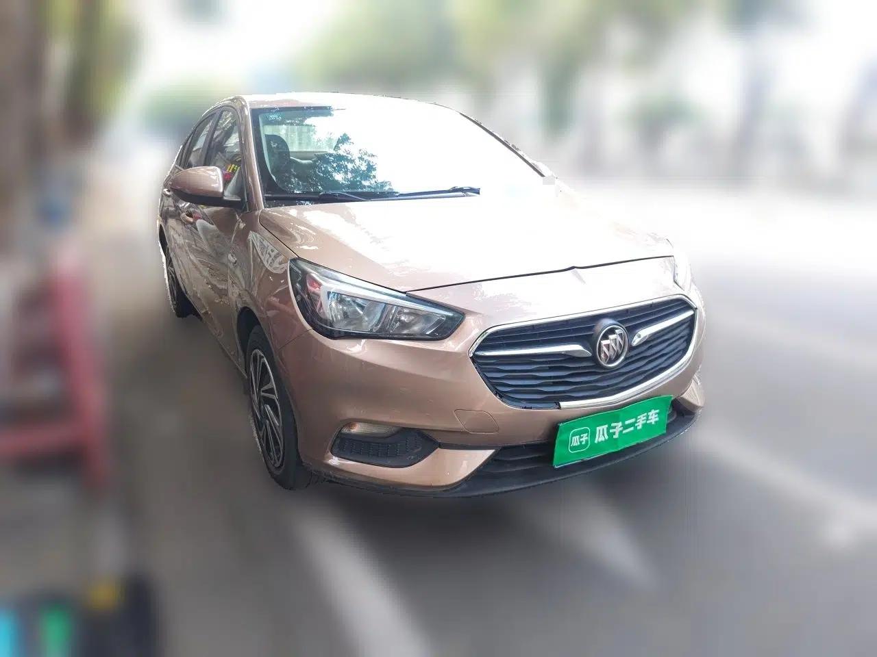 Buick Excelle 2018 15N CVT Elite Edition — миниатюра 3