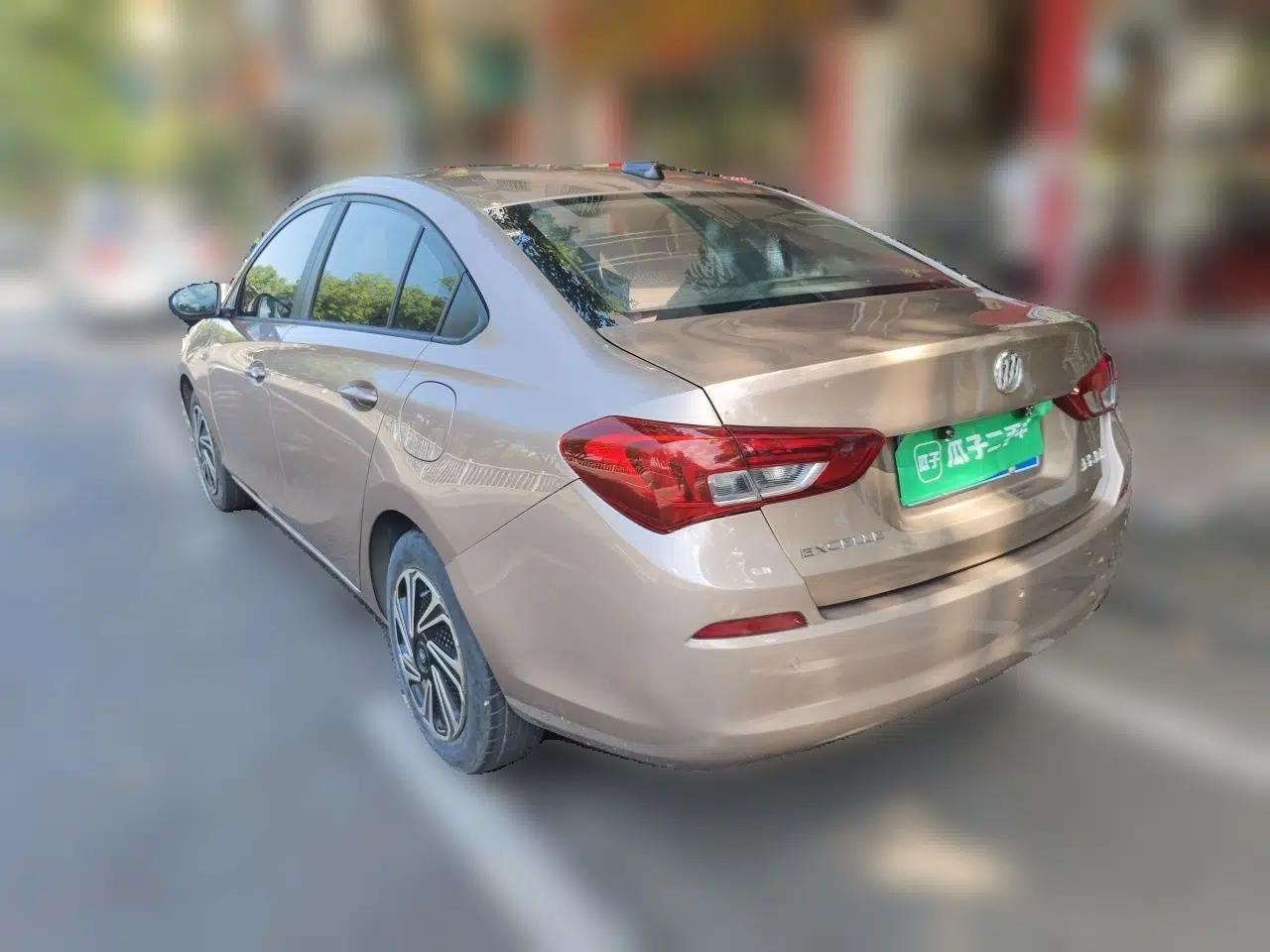 Buick Excelle 2018 15N CVT Elite Edition — миниатюра 4