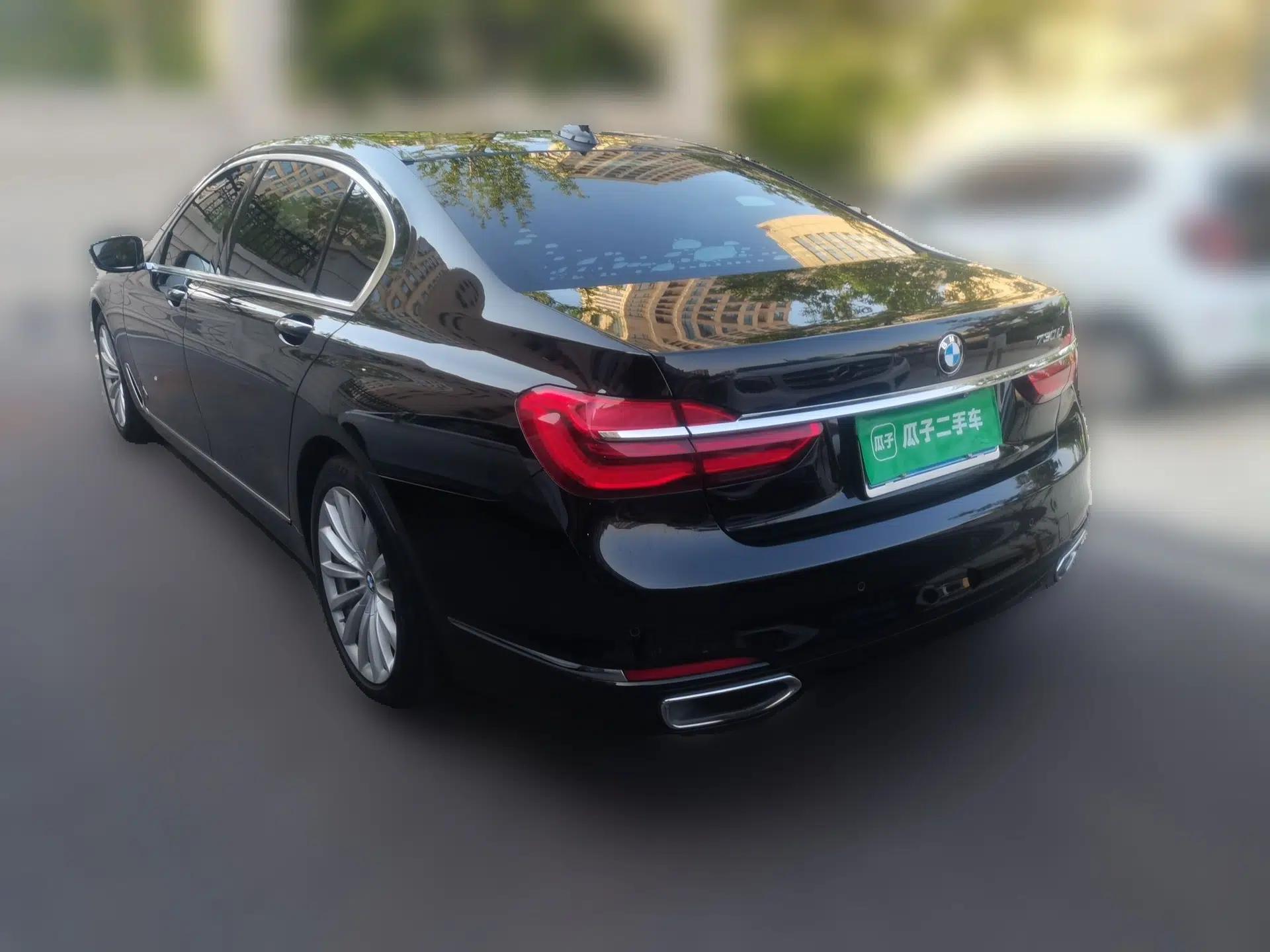 BMW 7 Series 2017 730Li Leading Model — миниатюра 4