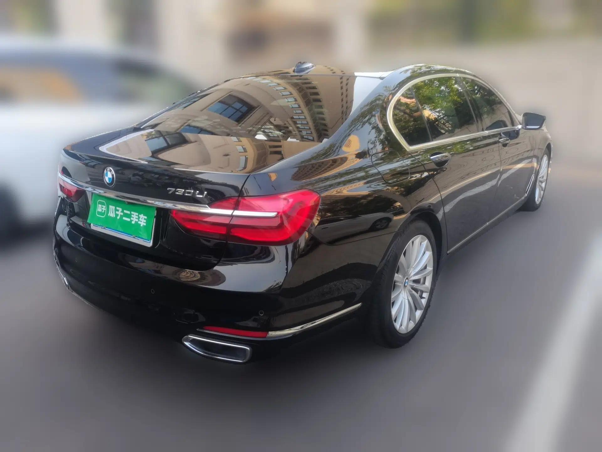 BMW 7 Series 2017 730Li Leading Model — миниатюра 6