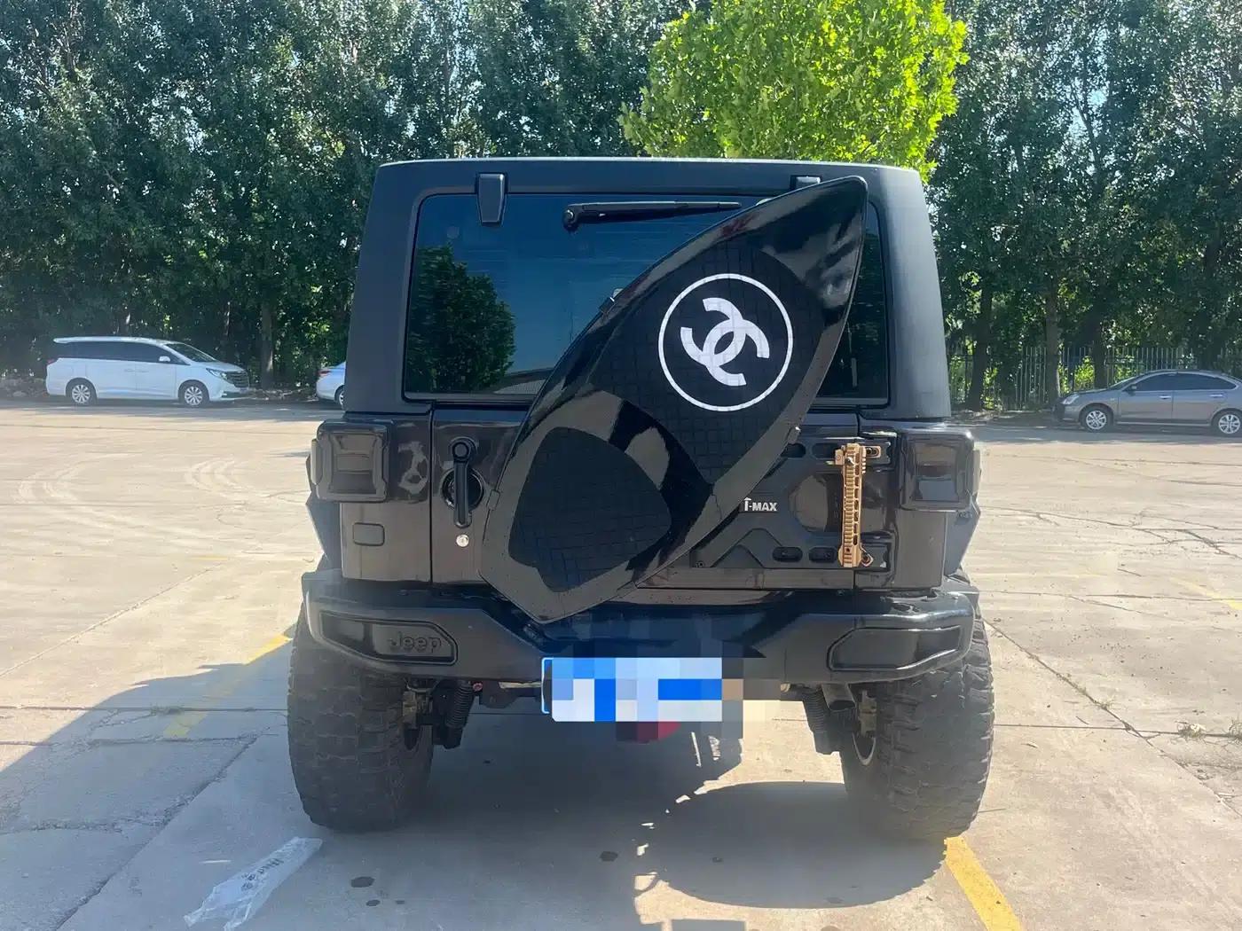 2013 Jeep Wrangler 3.6L Sahara 4-Door — миниатюра 5