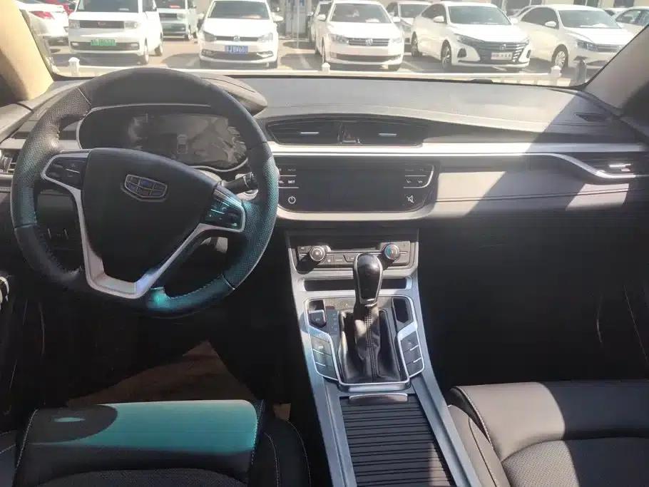 Geely Emgrand 2018 1.5L CVT Upward Connected Edition — миниатюра 12
