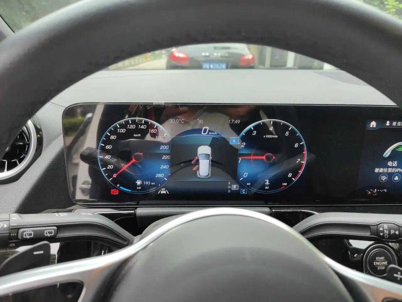 Mercedes-Benz GLA 2022 Facelifted GLA 200 — миниатюра 11