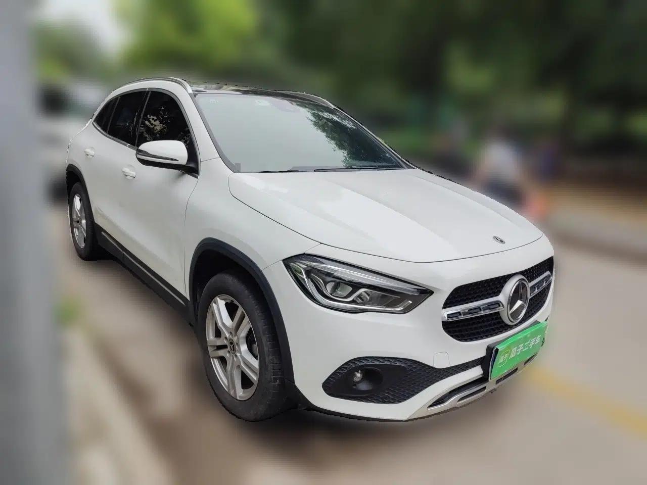 Mercedes-Benz GLA 2022 Facelifted GLA 200 — миниатюра 3