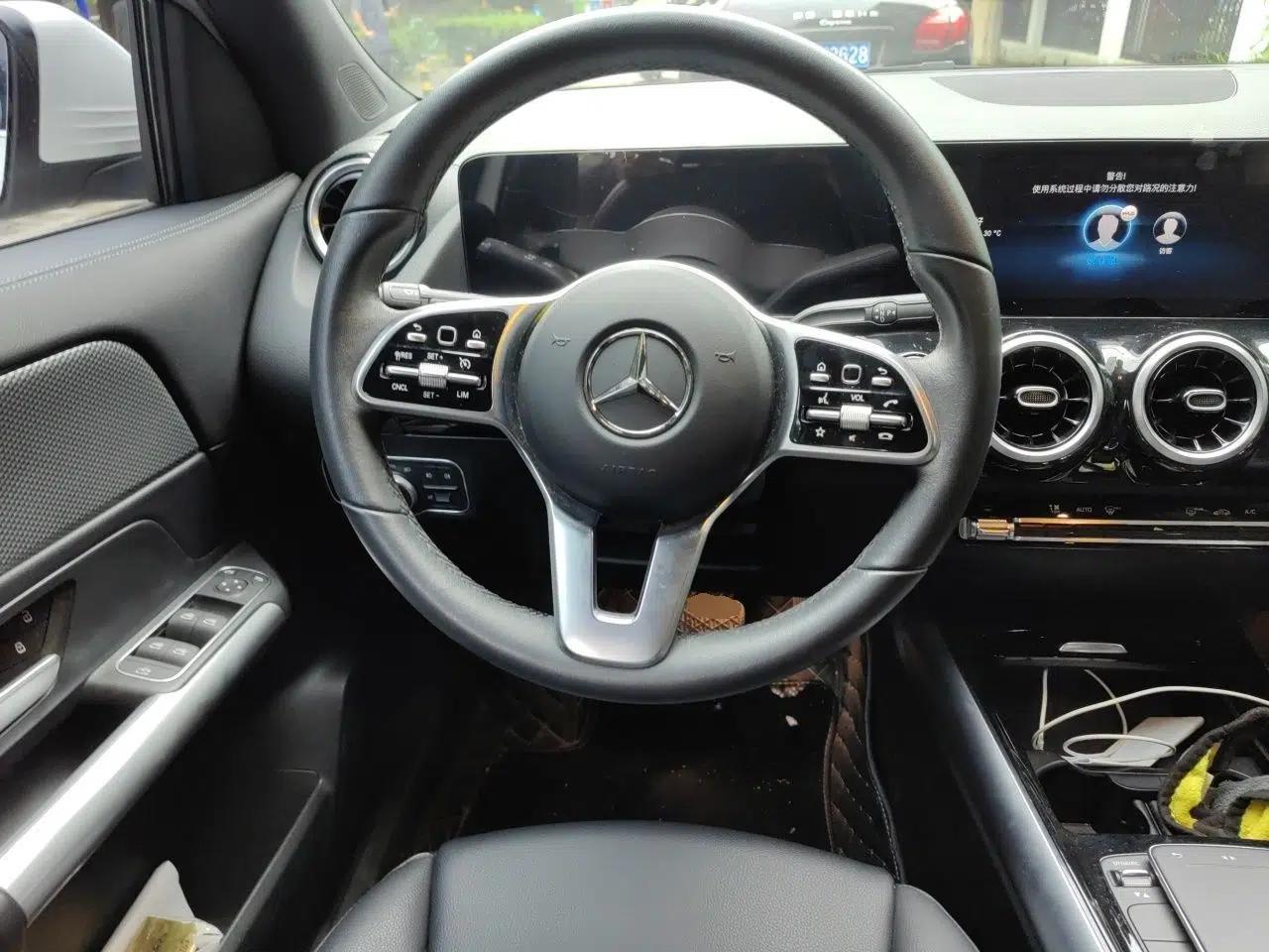 Mercedes-Benz GLA 2022 Facelifted GLA 200 — миниатюра 10