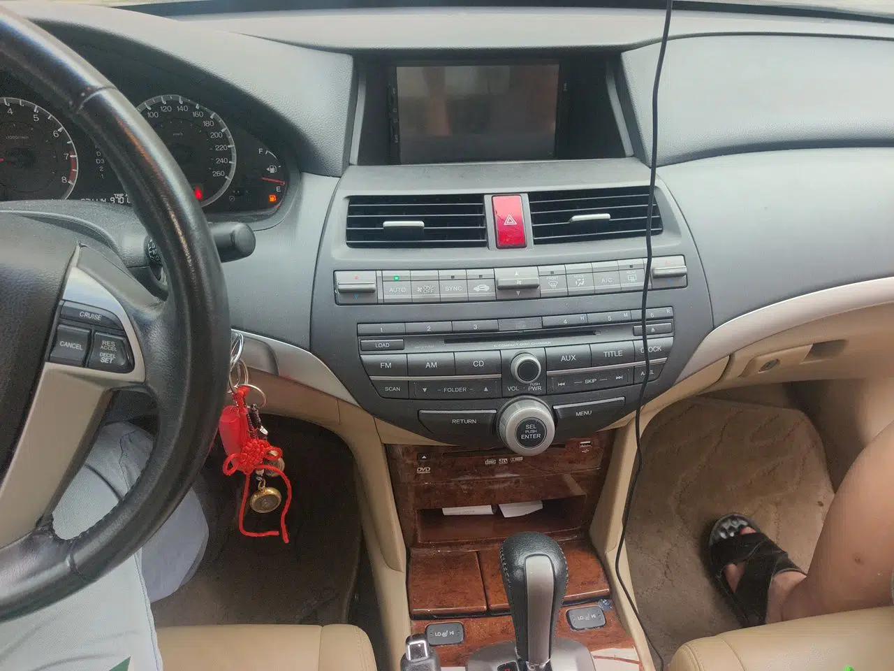 Honda Accord 2011 2.0L EX — миниатюра 13