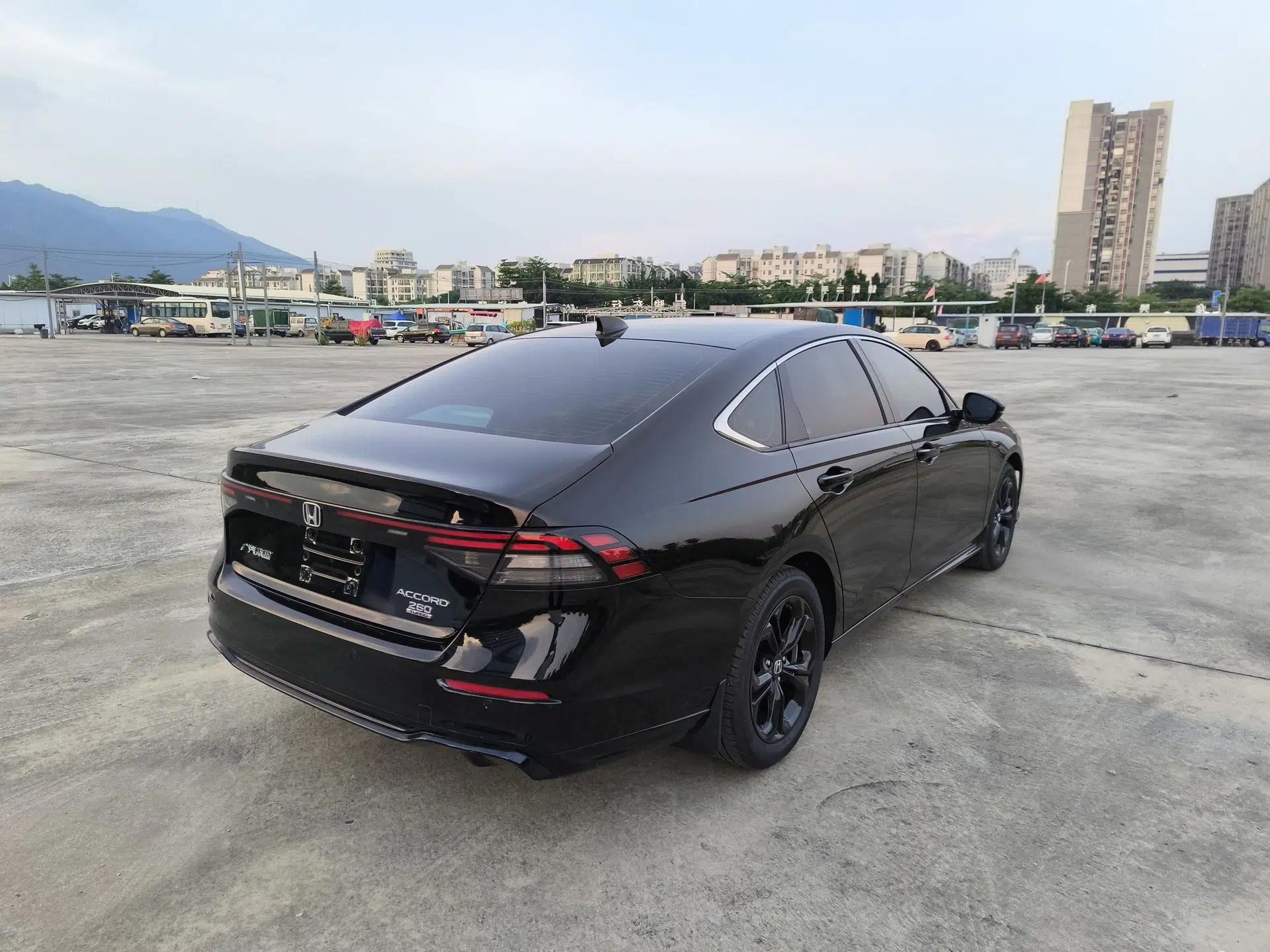 Honda Accord 2025 Sport Series 260TURBO Luxury Edition — миниатюра 4