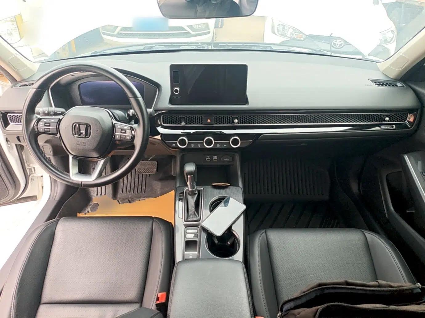 Honda Integra 2022 240TURBO CVT Luxury Edition — миниатюра 12