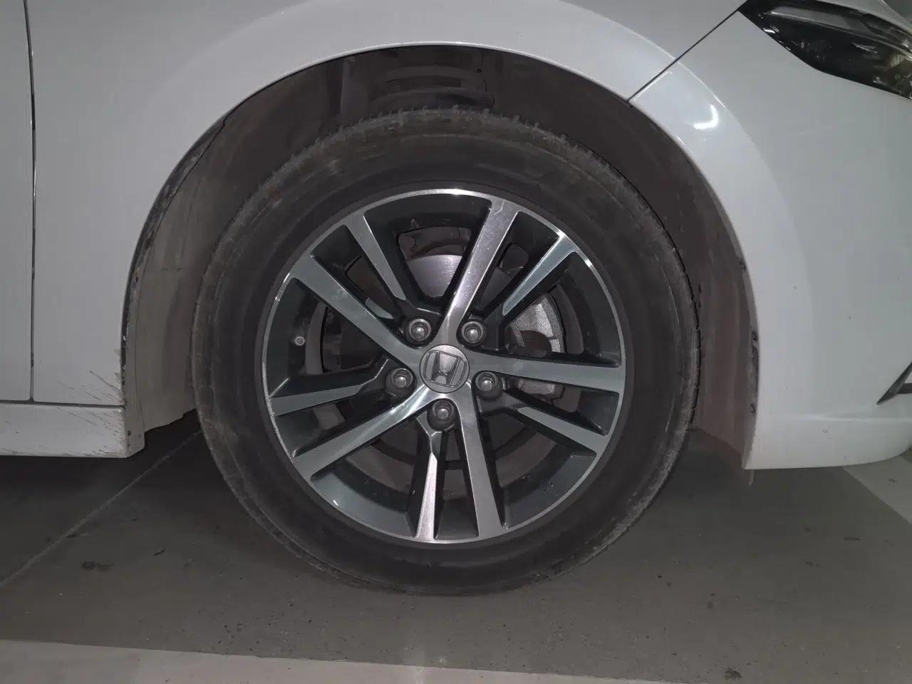 Honda Integra 2023 240TURBO CVT Tech Edition — миниатюра 8