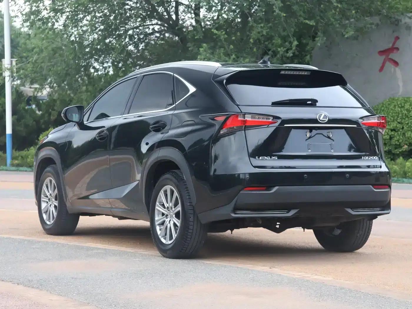Lexus NX 2016 200 AWD Sport Edition — миниатюра 5