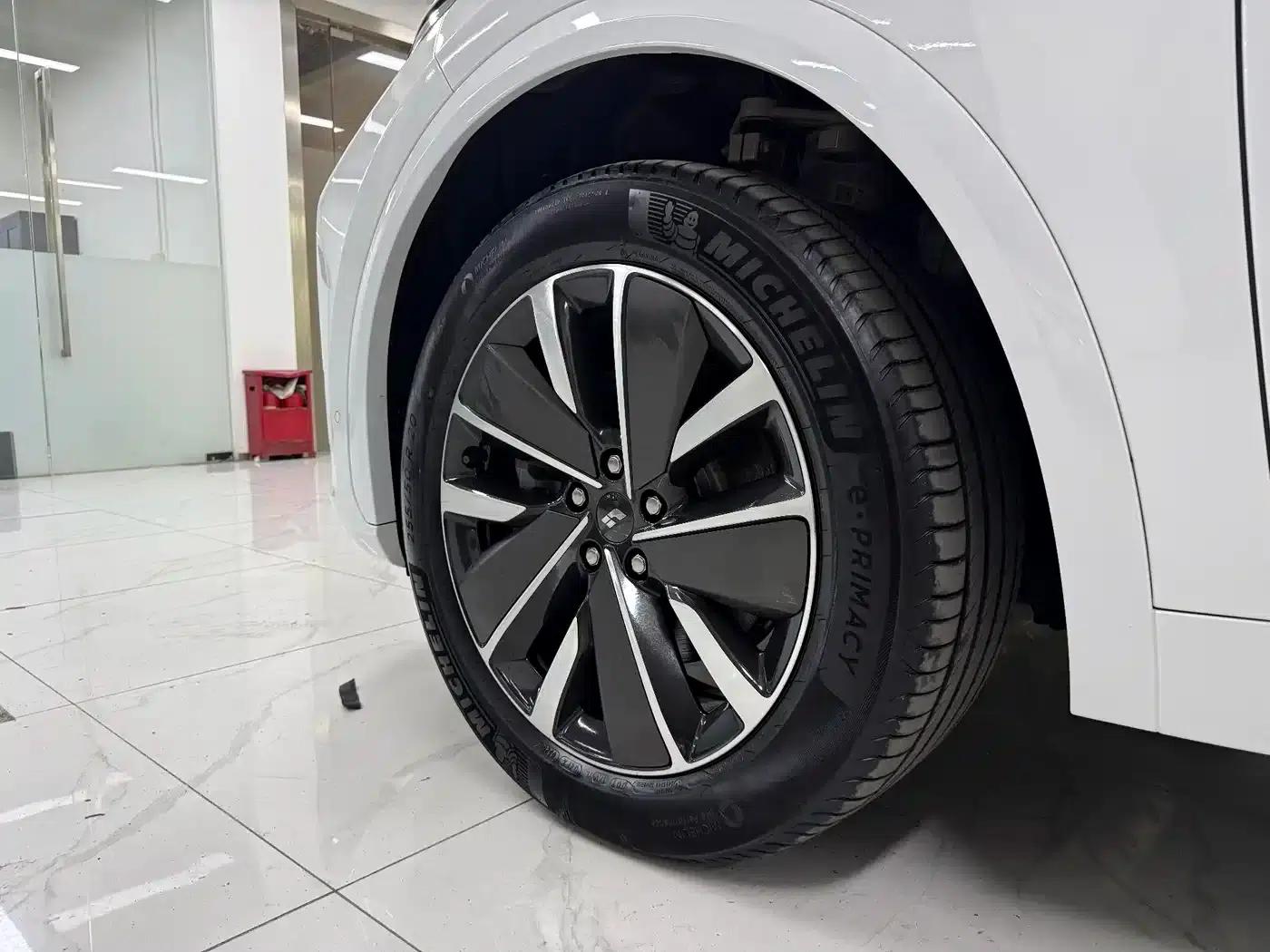 Li Auto L7 2025 Max Intelligent Renewal Edition — миниатюра 7