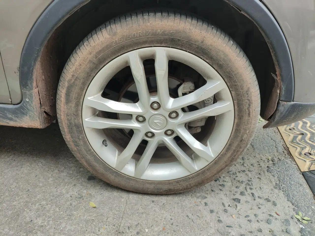 CHANGAN CS35 2015 1.6L Automatic Luxury Model China IV Standard — миниатюра 8