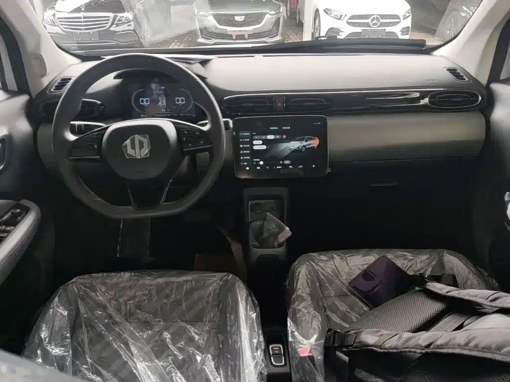 Leapmotor T03 2025 Model 310 Comfort Edition — миниатюра 10
