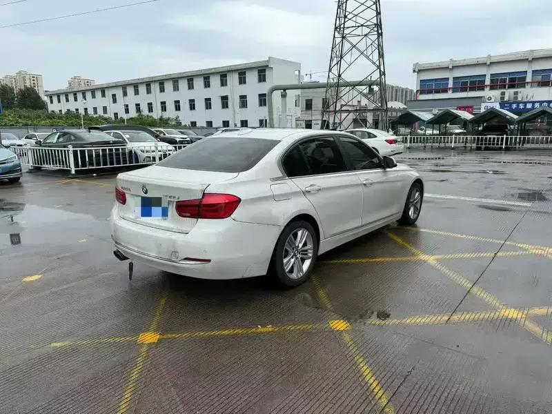 2017 BMW 3 Series 320Li Fashion Edition — миниатюра 5