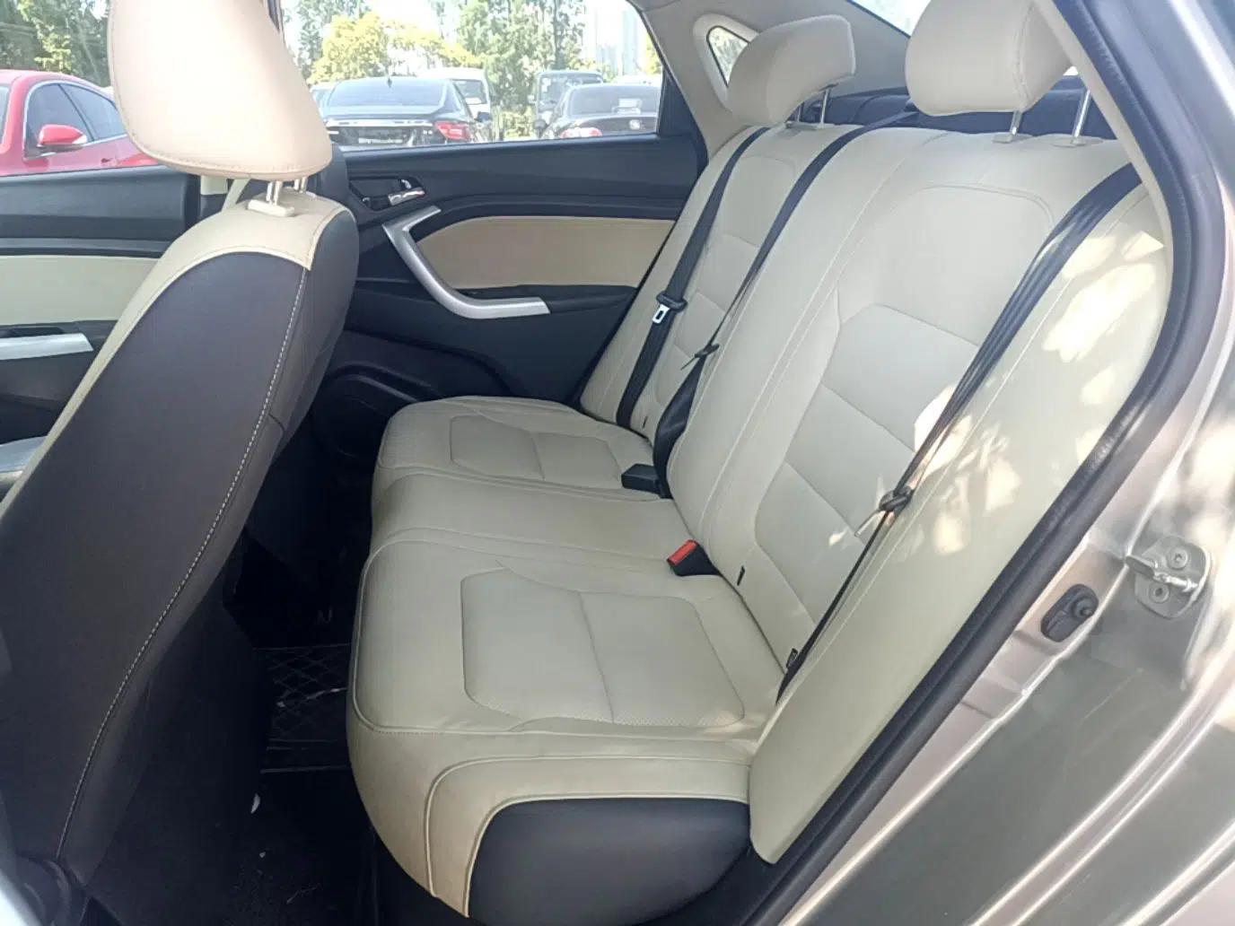 CHANGAN Alsvin V7 2016 1.6L Manual Enjoyment Model China V Standard — миниатюра 25