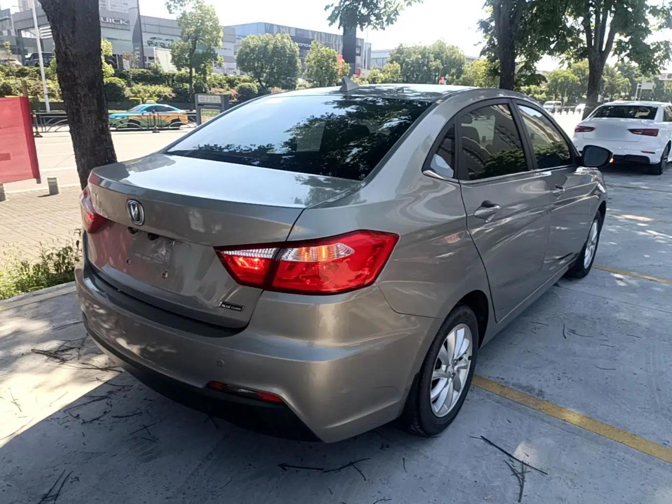 CHANGAN Alsvin V7 2016 1.6L Manual Enjoyment Model China V Standard — миниатюра 6