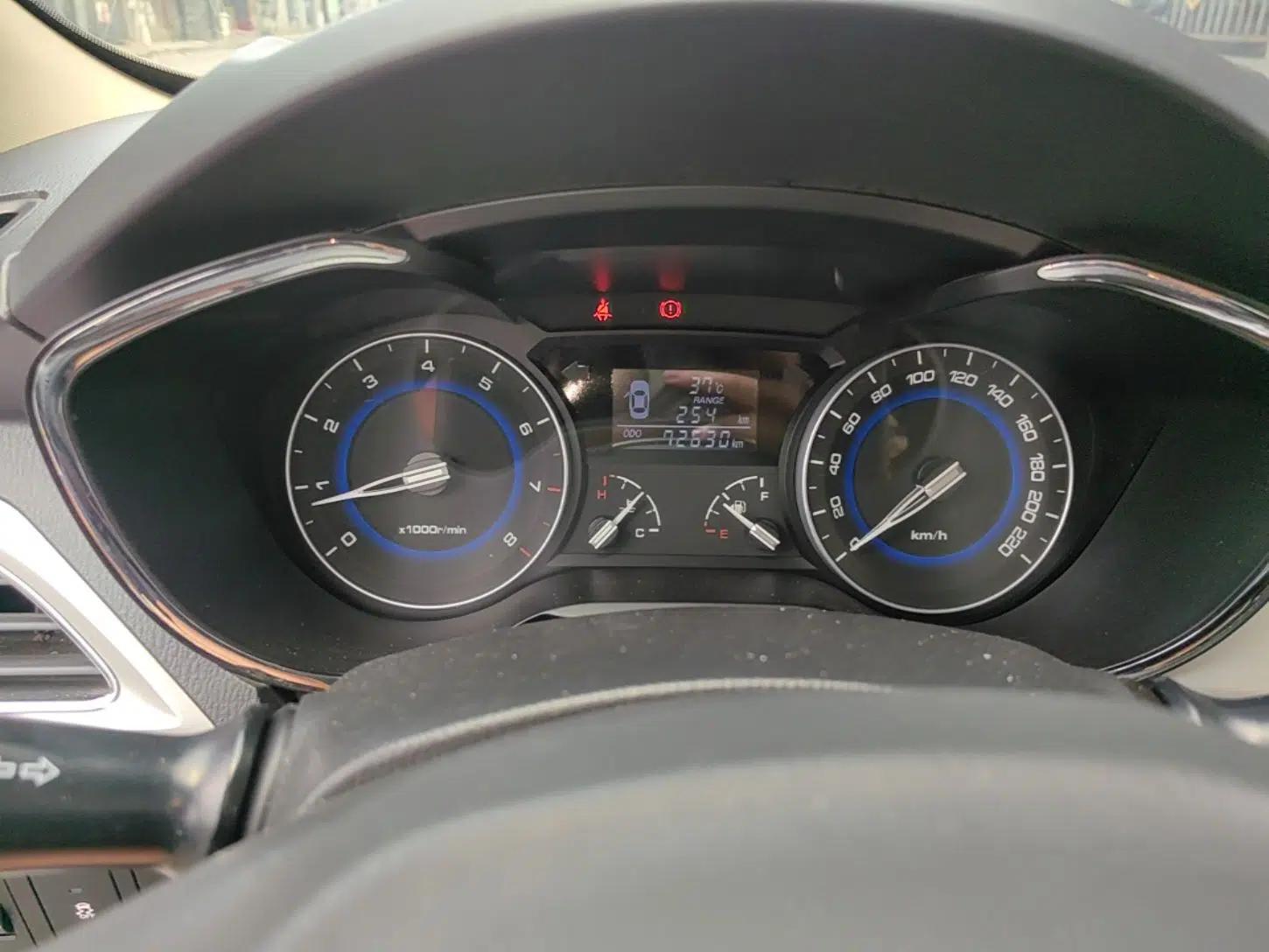 CHANGAN Alsvin V7 2015 1.6L Manual Fun Model China IV Standard — миниатюра 11