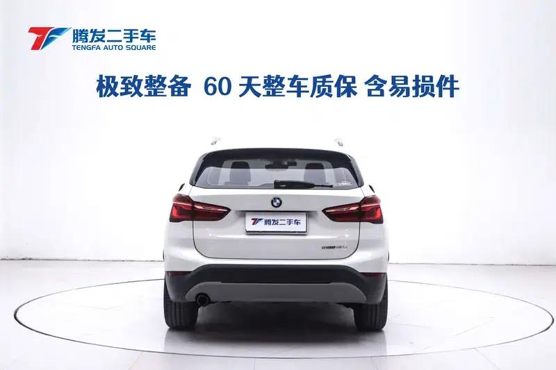 BMW X1 2018 sDrive18Li Fashion Edition — миниатюра 4