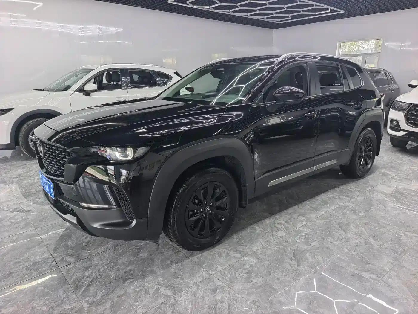 Mazda CX-50 Leading Edition 2023 2.0L — миниатюра 3