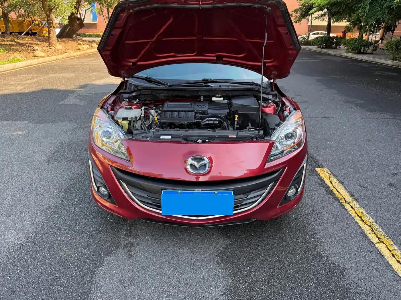 Mazda3 Axela 2015 Sedan 1.6L Automatic Elite — миниатюра 15