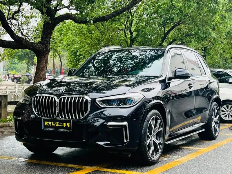 BMW X5 2022 xDrive 40Li M Sport Package — миниатюра 1