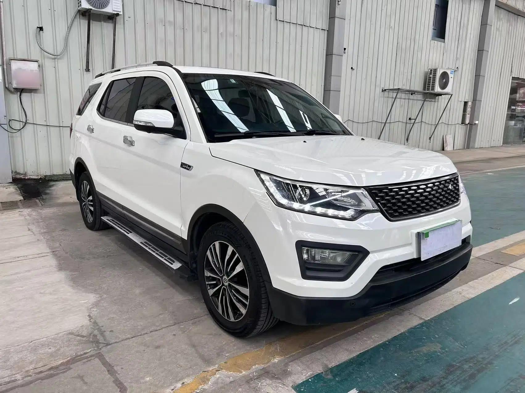 CHANGAN OSHAN CX70 2017 CX70T 1.5T Automatic Zunqing Edition — миниатюра 3