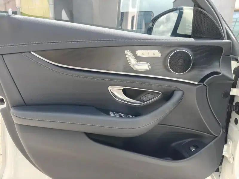 Mercedes-Benz E-Class 2018 Facelift E 200 L Sport — миниатюра 12