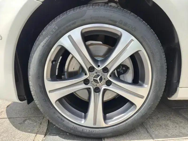 Mercedes-Benz E-Class 2018 Facelift E 200 L Sport — миниатюра 8