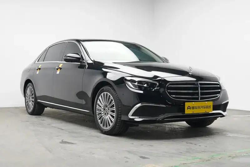 Mercedes-Benz E-Class 2023 Facelift E 300 L Fashion Sedan — миниатюра 3