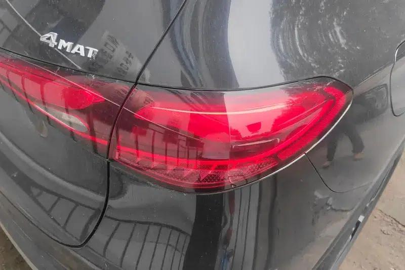2023 Mercedes-Benz GLC 260 L 4MATIC Luxury 5-seater — миниатюра 12