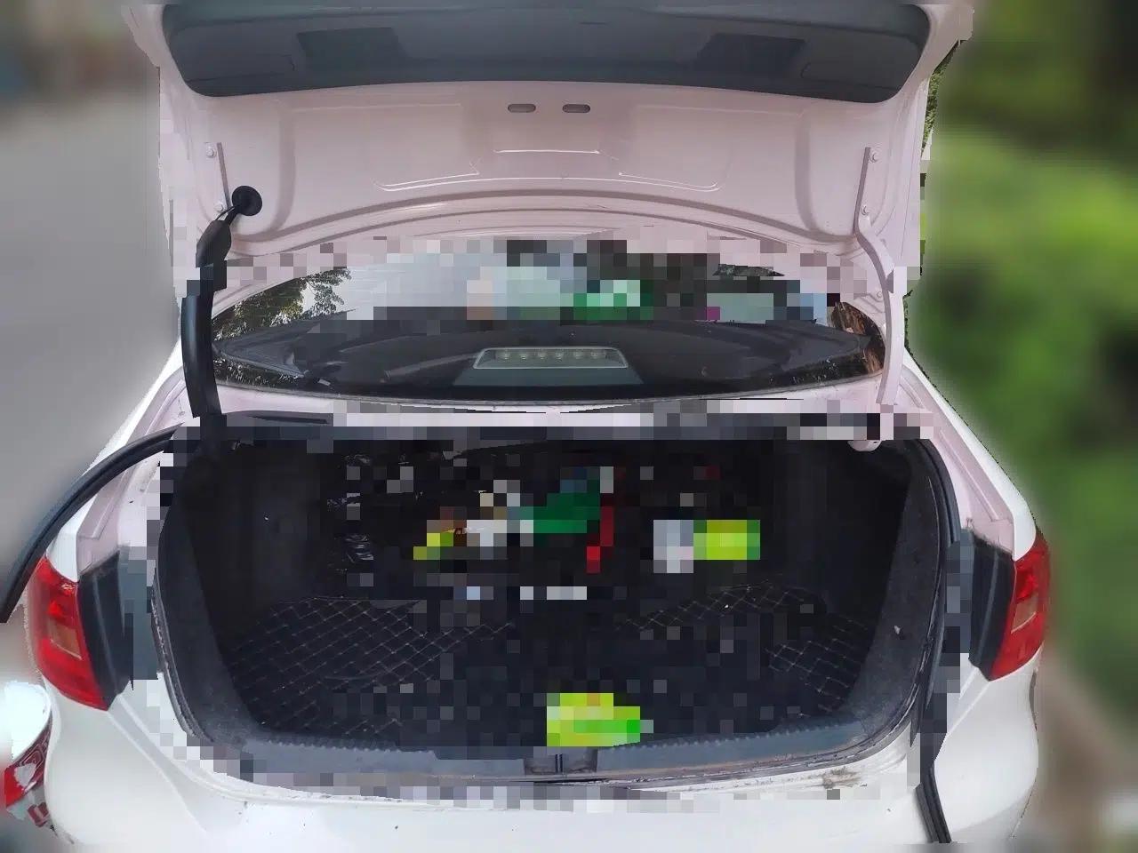 Volkswagen Sagitar 2012 1.6L Automatic Comfort Edition — миниатюра 19