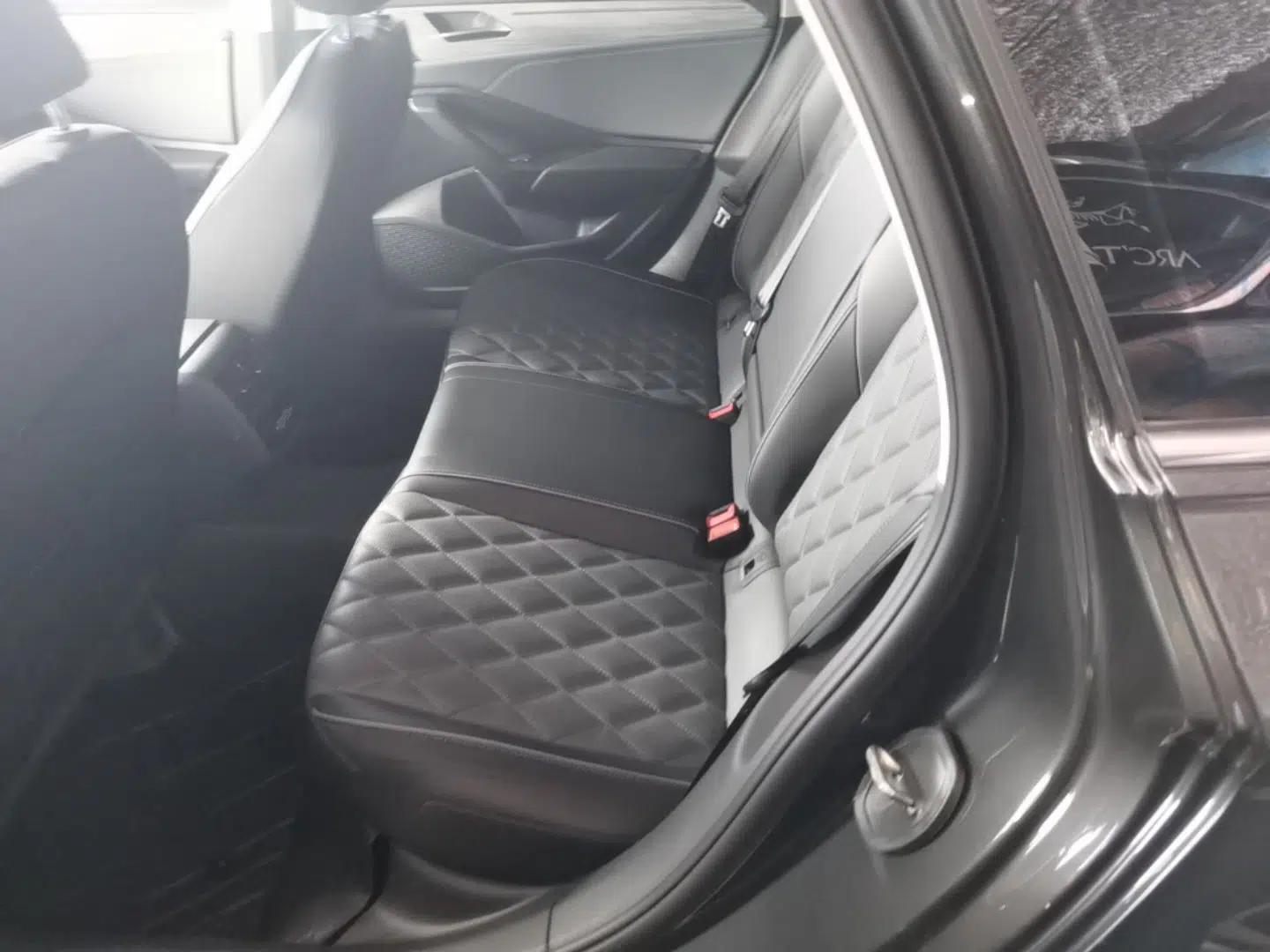 Volkswagen Sagitar 2023 300TSI DSG Excellence Edition — миниатюра 20