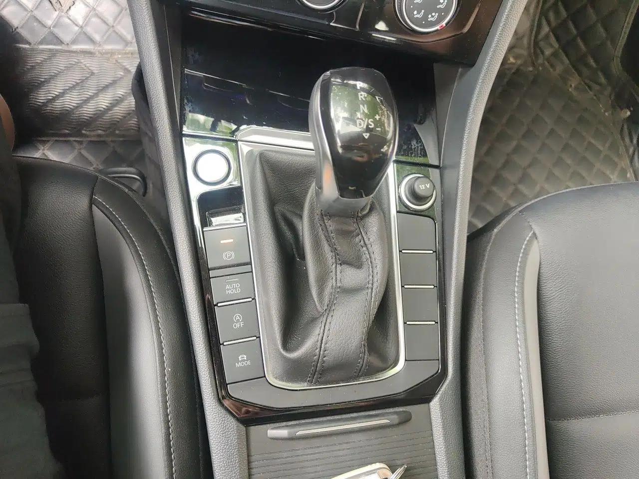 Volkswagen Sagitar 2021 280TSI DSG Excellence Edition — миниатюра 14