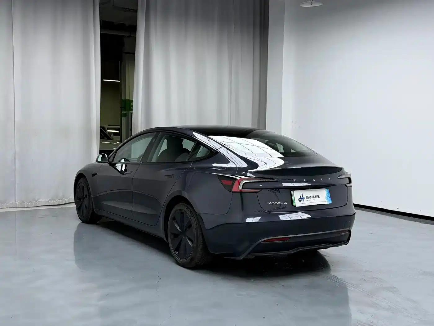 Model 3 2023 Rear-Wheel Drive — миниатюра 15
