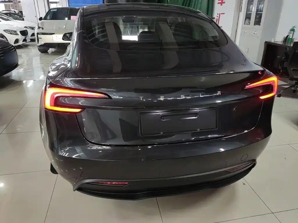 Model 3 2025 Rear-Wheel Drive — миниатюра 6