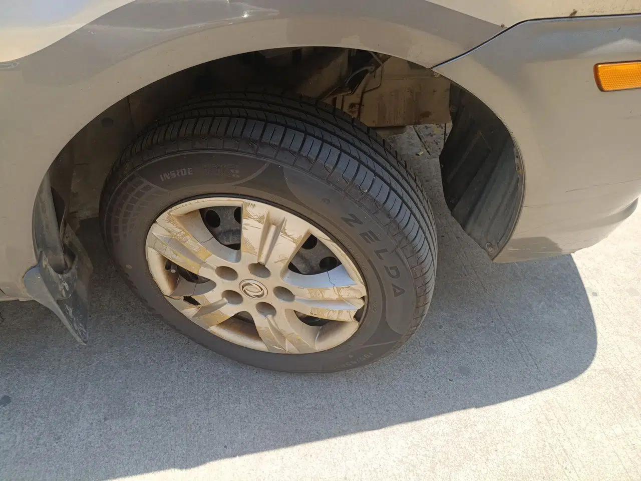 FORTHING Lingzhi 2015 V3 1.5L 7-Seater Luxury Model — миниатюра 8