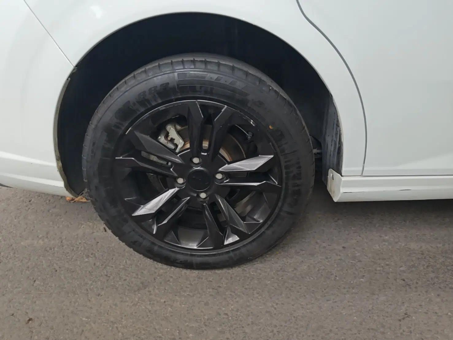 Dongfeng Aeolus Yixuan 2023 Mach Edition 1.5L Automatic Chasing Wind Version — миниатюра 11