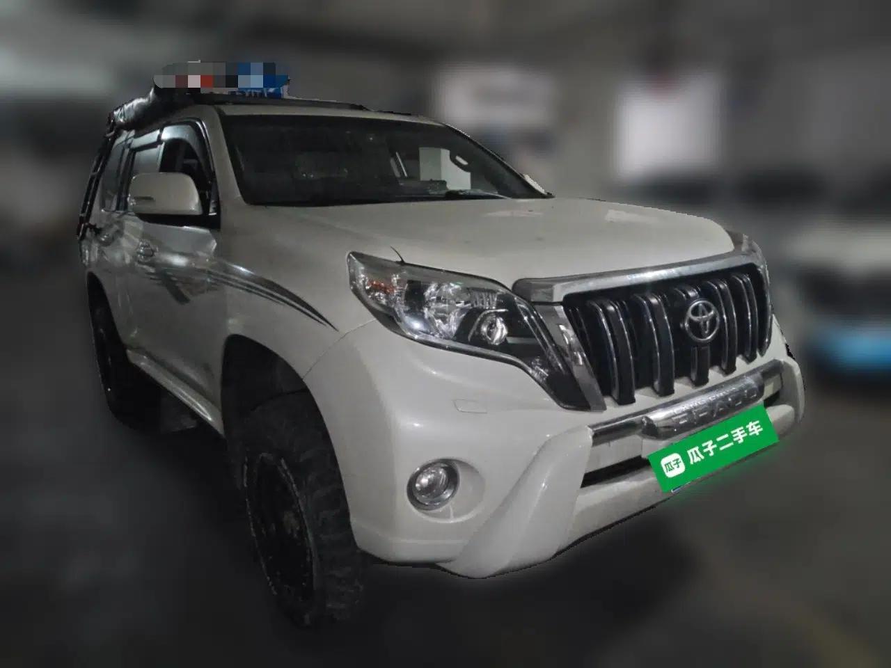 Toyota Prado 2016 2.7L Automatic Luxury Edition — миниатюра 3