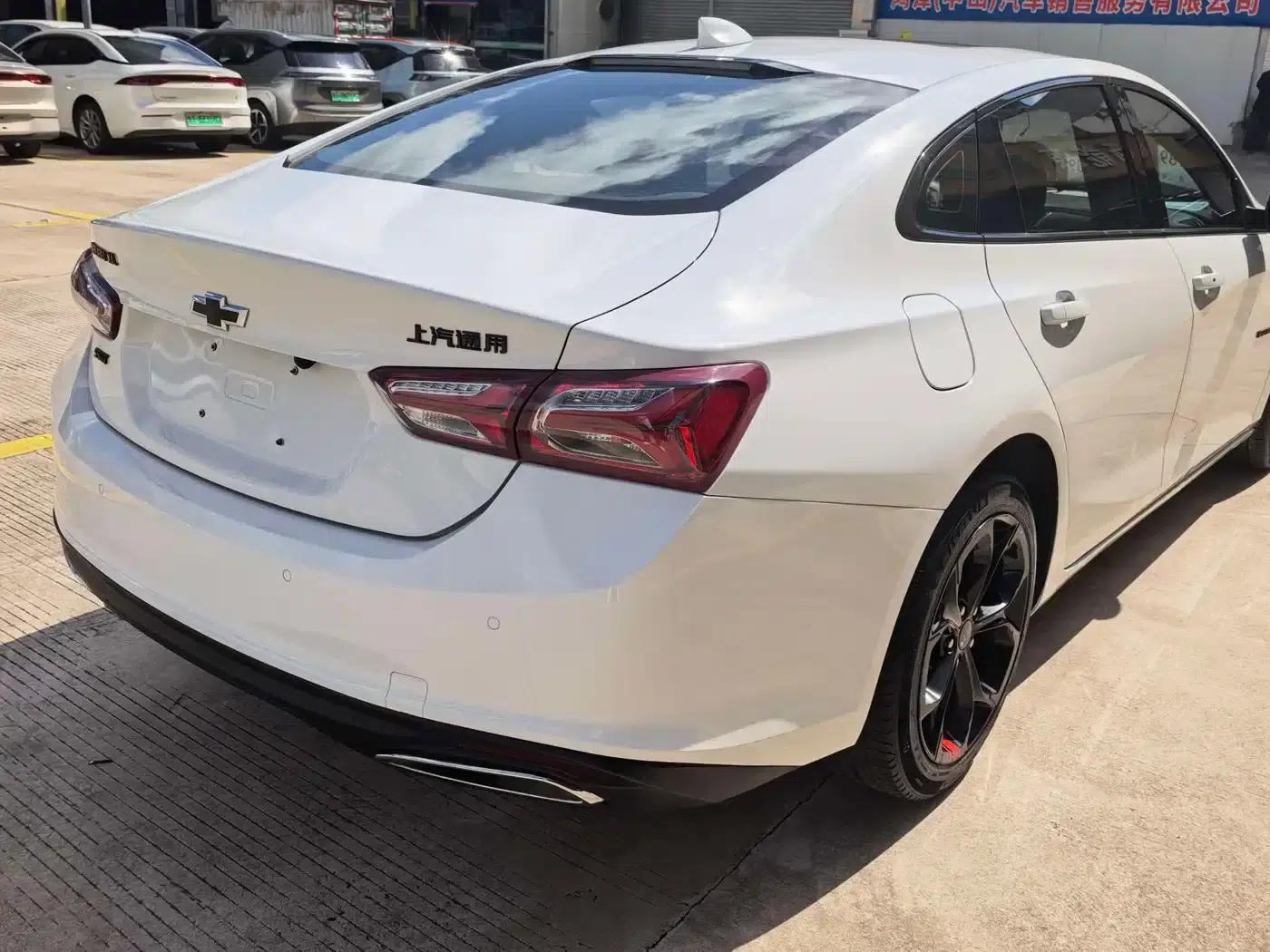 2019 Chevrolet Malibu XL Redline 550T Automatic Sport Edition — миниатюра 11