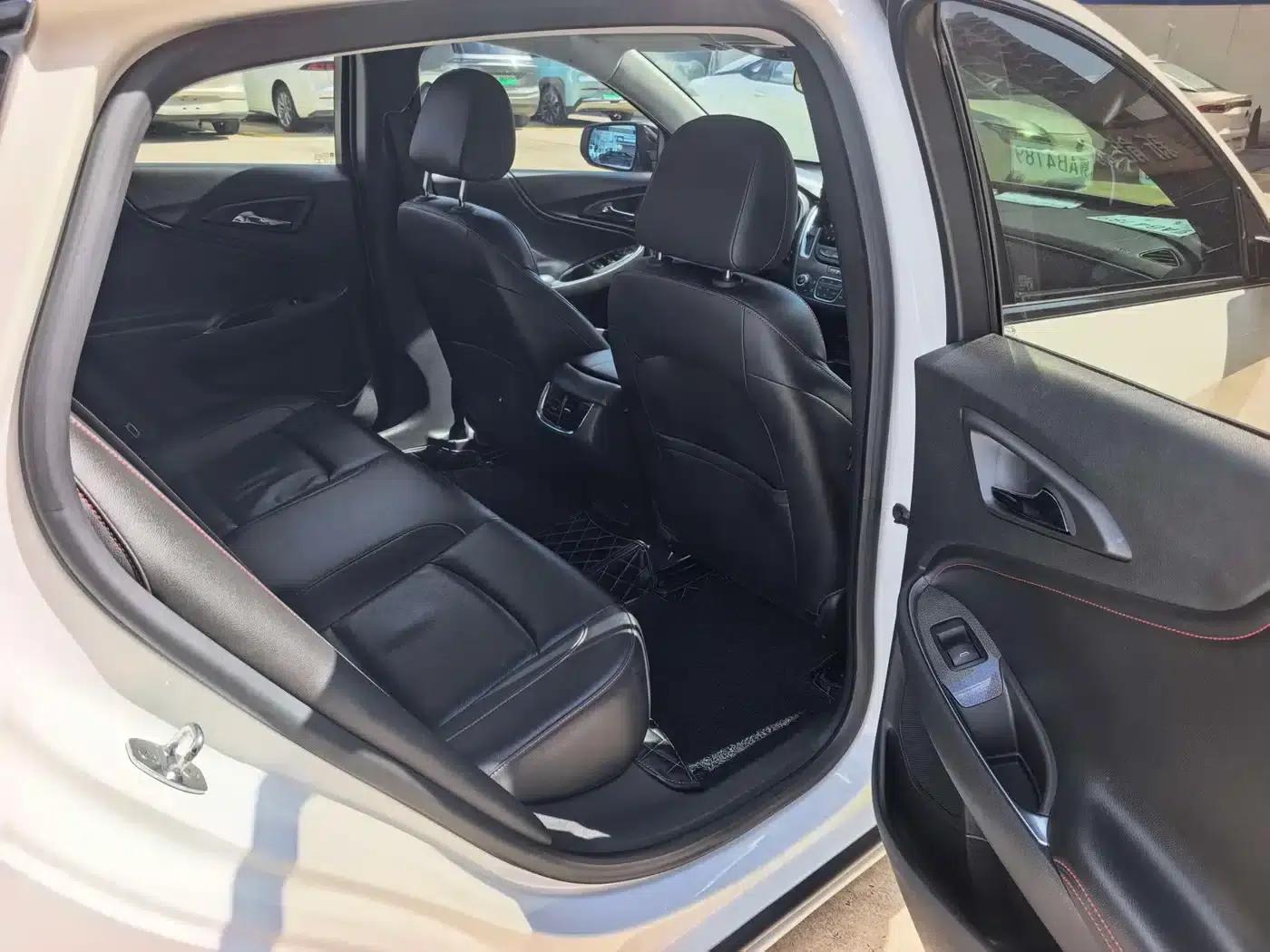 2019 Chevrolet Malibu XL Redline 550T Automatic Sport Edition — миниатюра 13