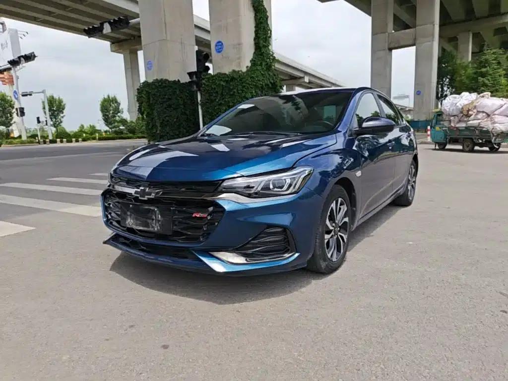 Chevrolet Cruze 2020 Mild Hybrid RS 330T Automatic Comfort Edition — миниатюра 1