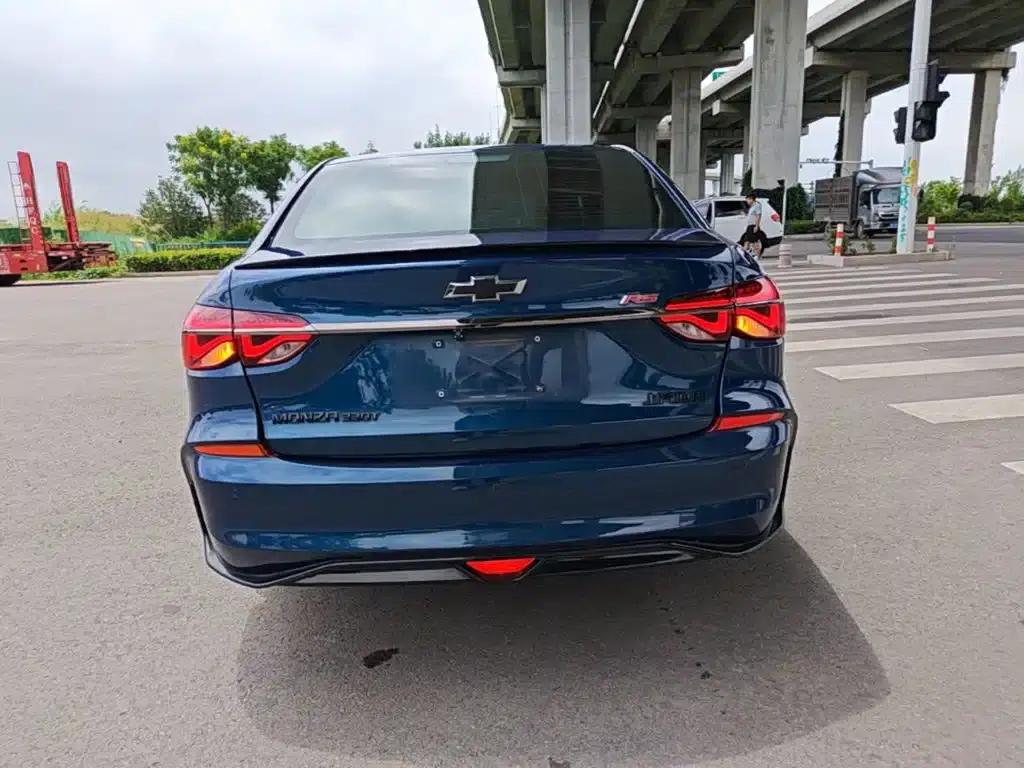 Chevrolet Cruze 2020 Mild Hybrid RS 330T Automatic Comfort Edition — миниатюра 6
