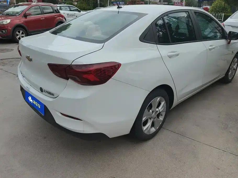 Chevrolet Cruze 2020 325T Automatic Comfort Edition — миниатюра 3