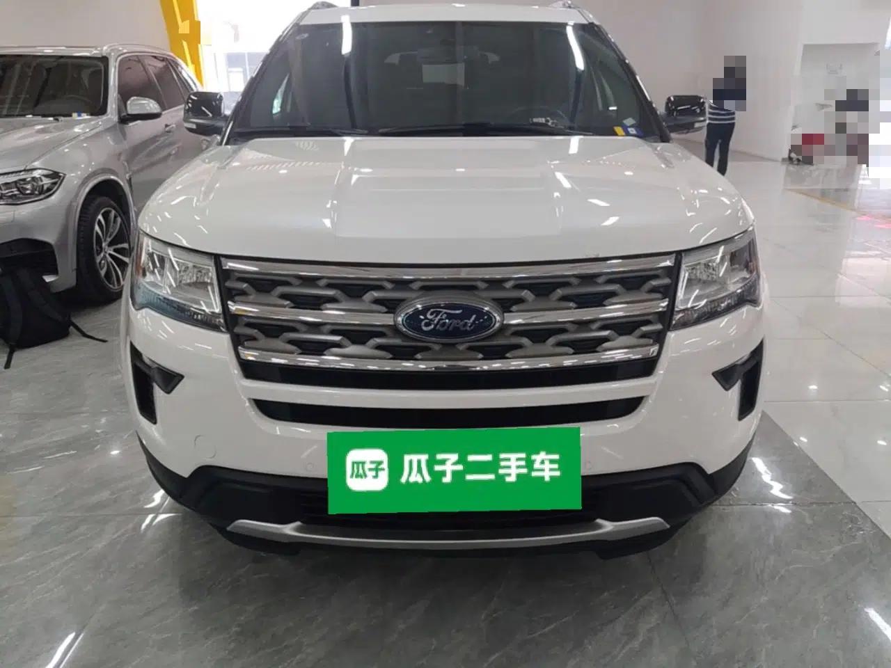 Ford Explorer 2017 2.3T Fashion Edition — миниатюра 2