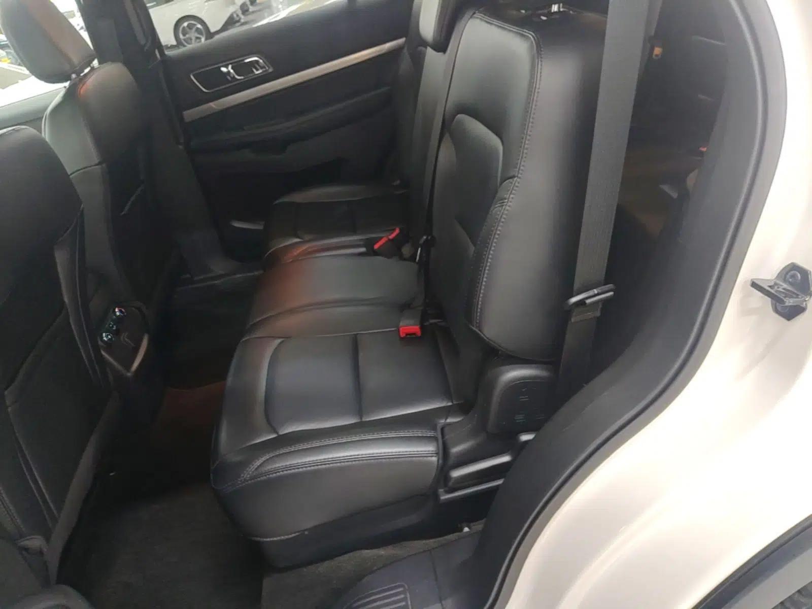 Ford Explorer 2017 2.3T Fashion Edition — миниатюра 20